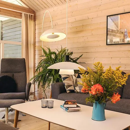 10 Person In Vaeggerlose-by Traum * Boto By