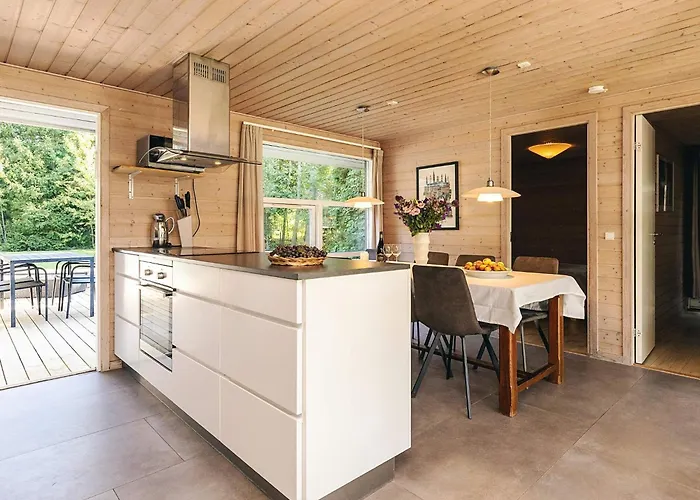 Semesterbostad 10 Person In Vaeggerlose-by Traum *