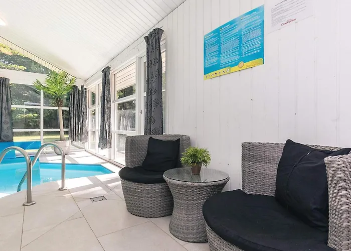 10 Person In Vaeggerlose-by Traum *