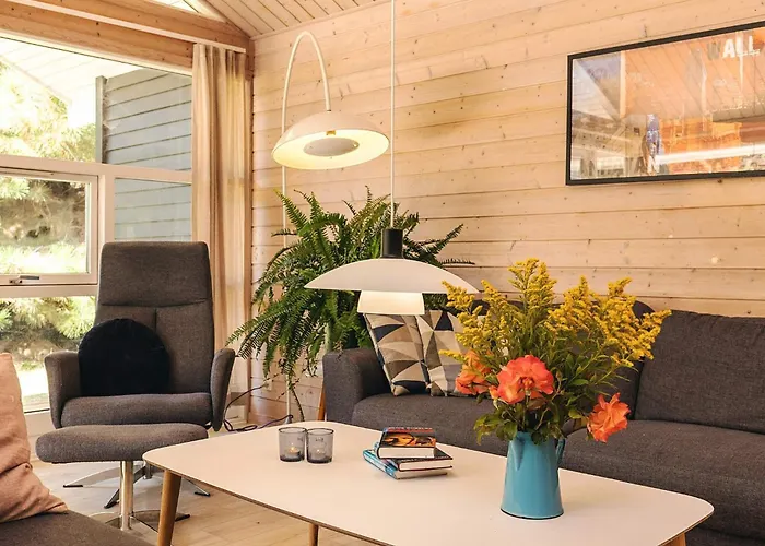 10 Person In Vaeggerlose-by Traum * Bøtø By