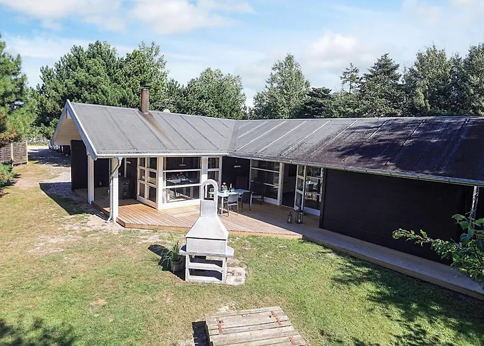 10 Person In Vaeggerlose-by Traum